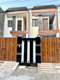 3 BHK + Pooja Room,Extra Room Independent House For Sale in Civil Lines