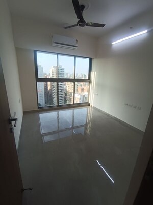 Bedroom in 2 BHK Apartment at Sheth Auris Bliss, Malad West – for Rent