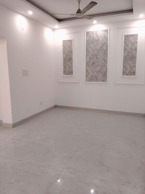 Room in 3 BHK Apartment at Jawahar Nagar – for Sale