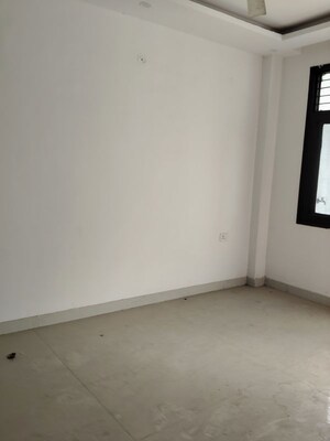 Room in 3 BHK Apartment at Jawahar Nagar – for Sale