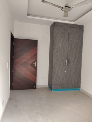 Room in 3 BHK Apartment at Jawahar Nagar – for Sale