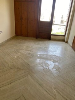 3 BHK + Servant Room Builder Floor For Rent in New Friends Colony