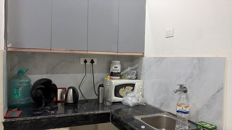 Kitchen, smart-world-orchard 2.5 Bedroom 1200 Sq.Ft. Builder Floor In Sector 61 Gurgaon 10407682