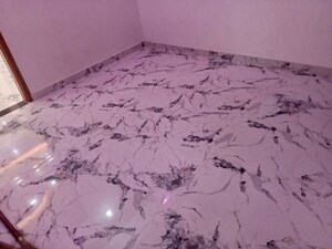 Room in 2 BHK Apartment at Kiran Enclave, Kursi Road – for Rent