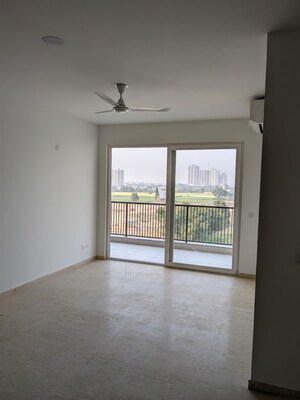 Hall in 3.5 BHK Apartment at Emaar Palm Hills, Sector 77 – for Rent