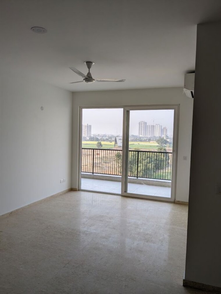 Hall, emaar-palm-hills 3.5 Bedroom 1450 Sq.Ft. Apartment In Sector 77 Gurgaon 10407707
