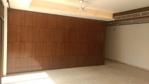 Room in 4 BHK Apartment at SS Hibiscus, Sector 50 – for Rent
