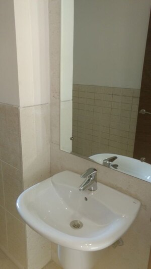 Bathroom in 4 BHK Apartment at SS Hibiscus, Sector 50 – for Rent