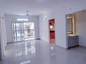 Room in 3 BHK Apartment at Aditya Imperial Heights, Hafeezpet – for Rent