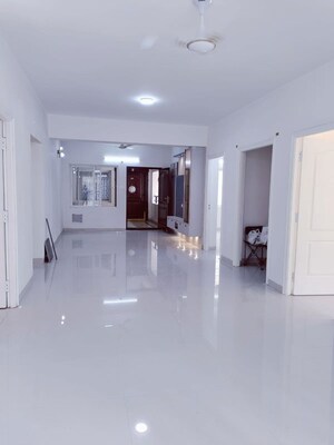 Room in 3 BHK Apartment at Aditya Imperial Heights, Hafeezpet – for Rent