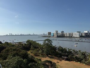 Plot Area in 2 BHK Apartment at Sea Lord, Cuffe Parade – for Rent