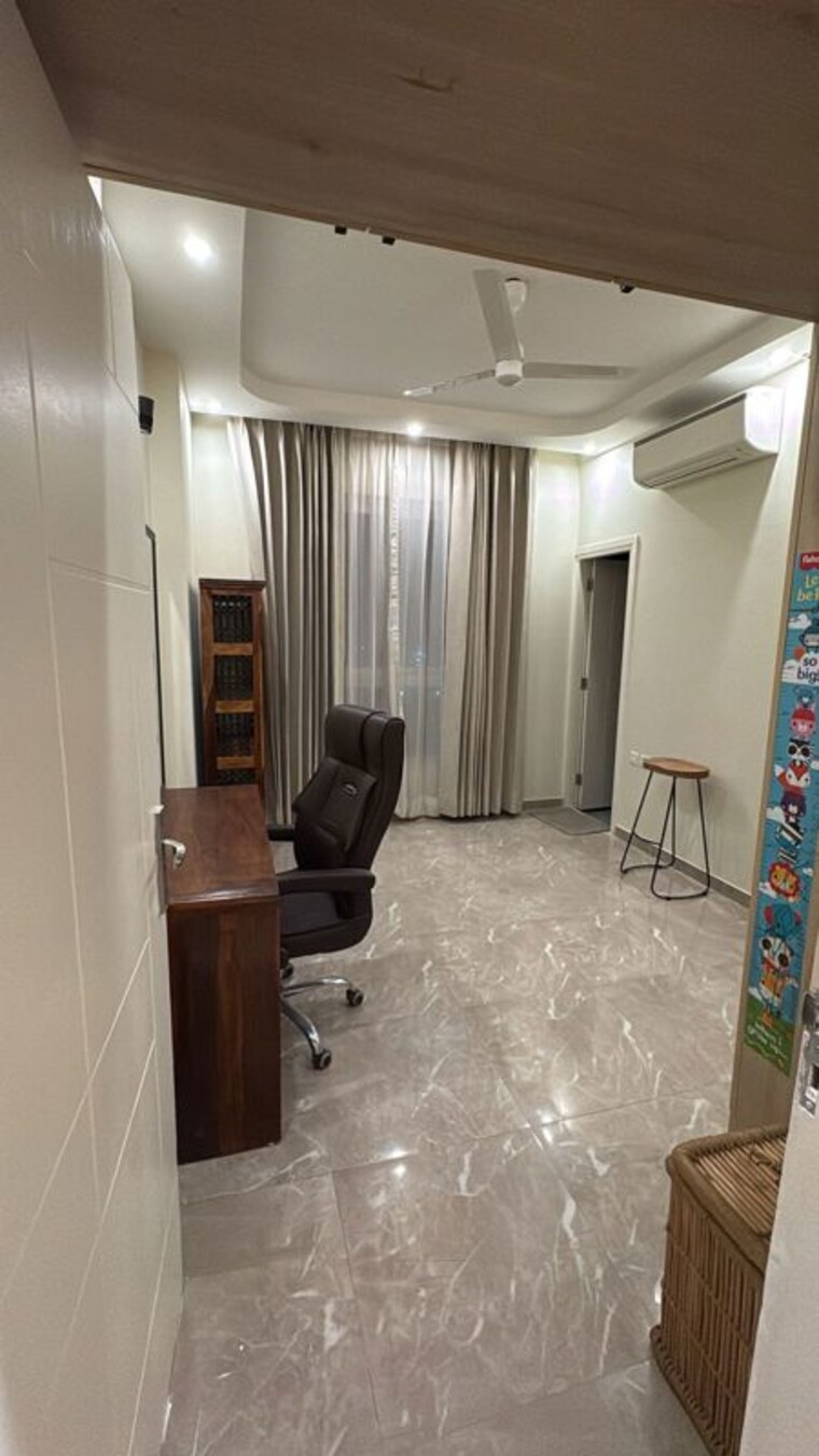 Living Room, mapsko-mount-ville 3 Bedroom 1620 Sq.Ft. Apartment In Sector 79 Gurgaon 10407727