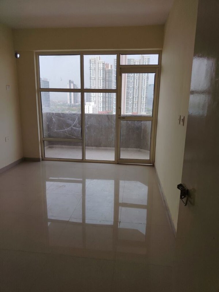 Room, pyramid-midtown 2 Bedroom 800 Sq.Ft. Apartment In Sector 59 Gurgaon 10407750