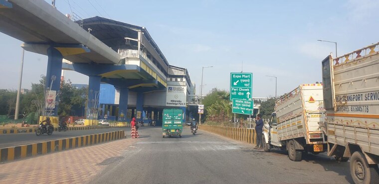 Exterior View, sector 46  200 Sq.Yd. Plot In Sector 46 Noida 10407755