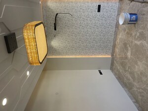 Furnished Amenities in 3 BHK Builder Floor at Dlf Cyber City – for Sale