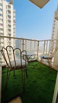 3 BHK + Servant Room Apartment For Rent in Experion The Heart Song