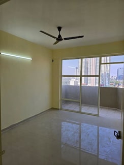 2 BHK Apartment For Rent in Pyramid Midtown