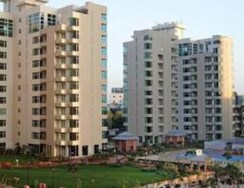 3 BHK + Servant Room Apartment For Rent in Raheja Atlantis