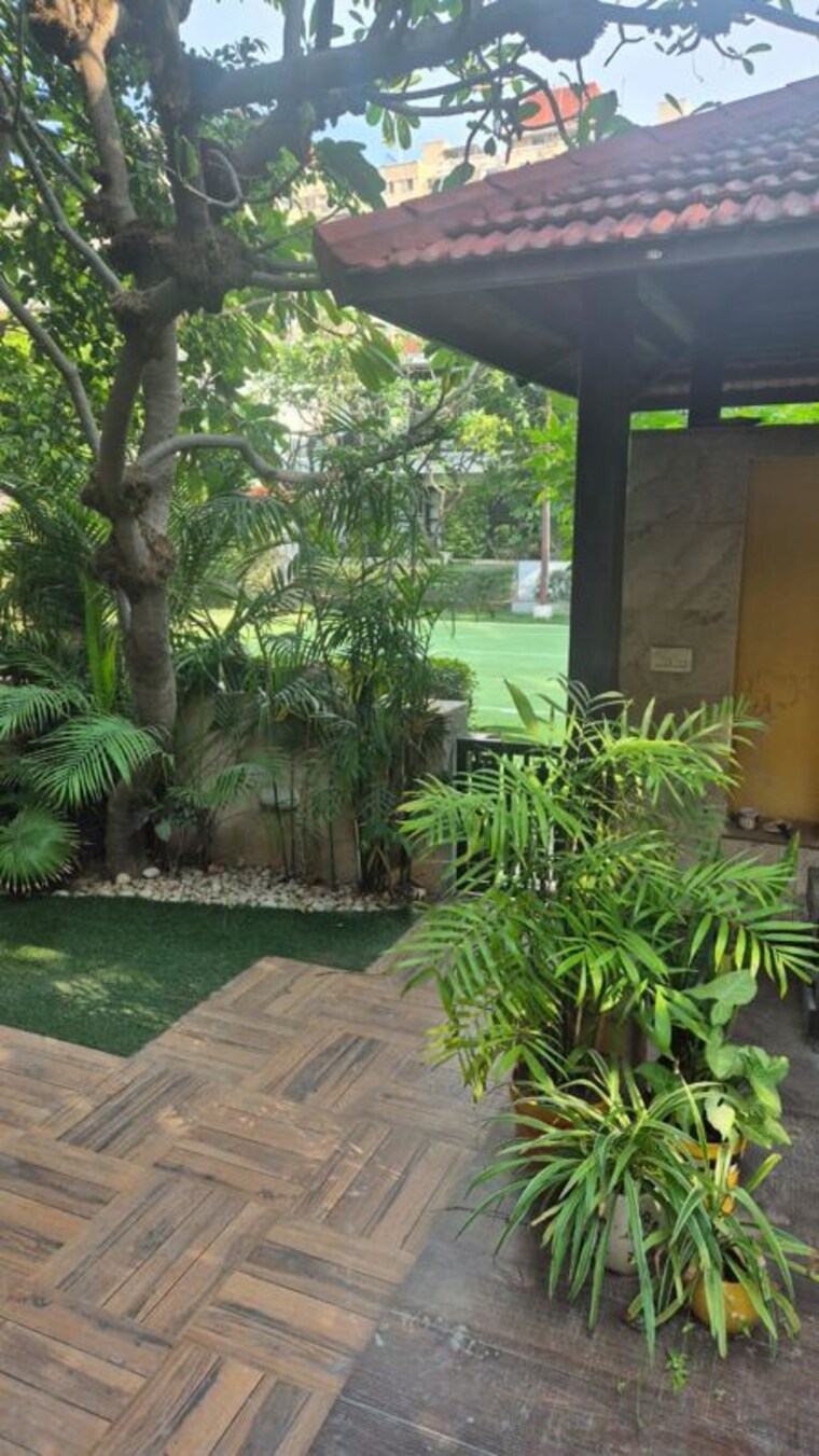 Garden, vipul-tatvam-villas 4 Bedroom 4000 Sq.Ft. Villa In Sector 48 Gurgaon 10325257