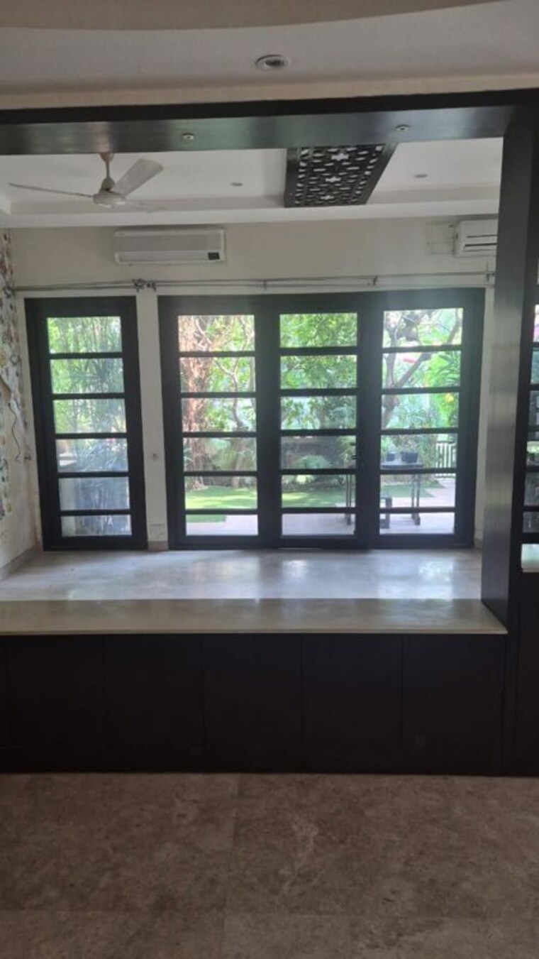 Living Room, vipul-tatvam-villas 4 Bedroom 4000 Sq.Ft. Villa In Sector 48 Gurgaon 10325257