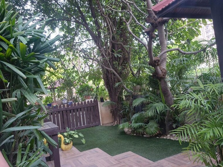Garden, vipul-tatvam-villas 4 Bedroom 4000 Sq.Ft. Villa In Sector 48 Gurgaon 10325257
