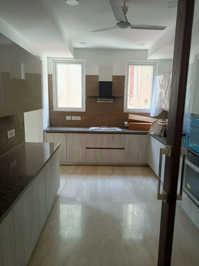Kitchen, safdarjung development area 4 Bedroom 600 Sq.Yd. Builder Floor In Safdarjung Development Area Delhi 10407833