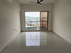 2 BHK Apartment For Sale in Borivali West