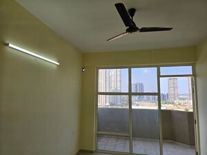 Room in 2 BHK Apartment at Pyramid Midtown, Sector 59 – for Sale