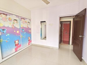 Room in 2 BHK Apartment at Sanghvi Hills, Ghodbunder Road – for Rent