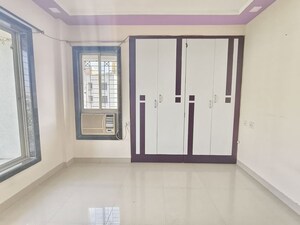 Room in 2 BHK Apartment at Sanghvi Hills, Ghodbunder Road – for Rent