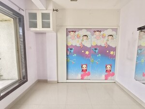 Room in 2 BHK Apartment at Sanghvi Hills, Ghodbunder Road – for Rent