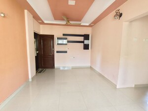 Room in 2 BHK Apartment at Sanghvi Hills, Ghodbunder Road – for Rent