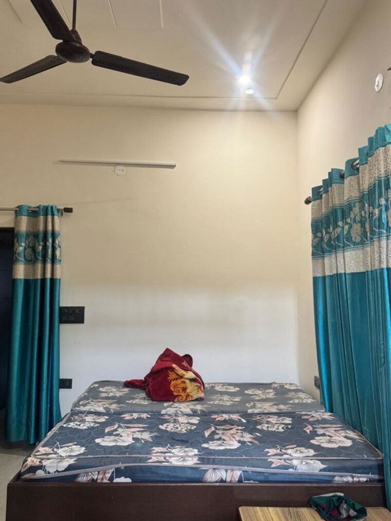 Bedroom, dehradun cantt 1 Bedroom 1200 Sq.Ft. Builder Floor In Dehradun Cantt Dehradun 10407990