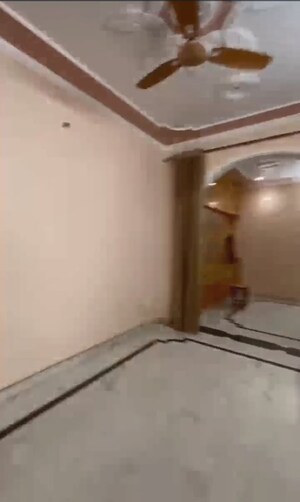 Room in 2 BHK Independent House at Sector 9 – for Rent