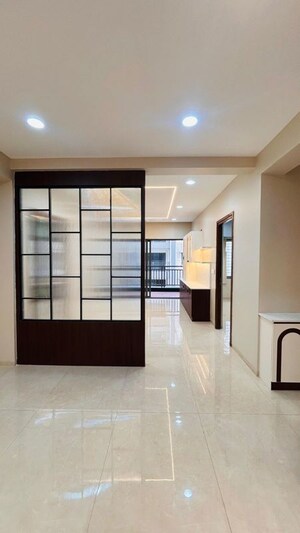 Room in 3 BHK Apartment at GHR Titania, Kondapur – for Rent