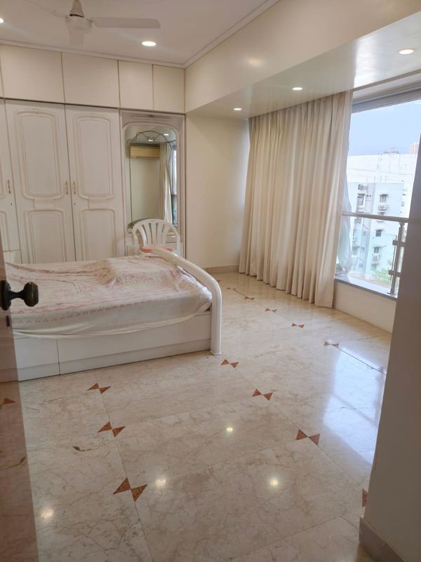 4 BHK + Servant Room,Study Room 2533 Sq.Ft. Apartment in Worli Residency