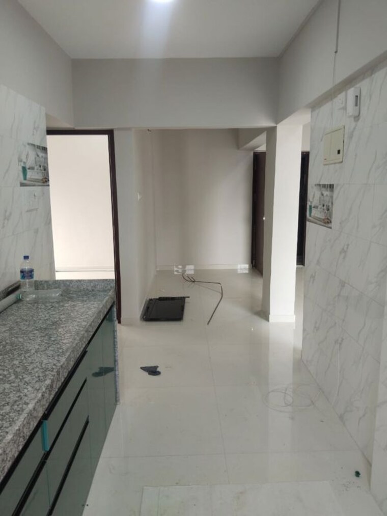 Kitchen, dadar west 2 Bedroom 700 Sq.Ft. Apartment In Dadar West Mumbai 10404702