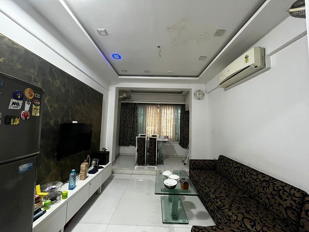 2 BHK 800 Sq.Ft. Apartment in Ekta Heights Khar West