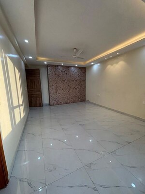 Kitchen in 3 BHK Builder Floor at Palam Vihar Residents Association, Palam Vihar – for Rent