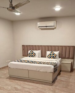 1 BHK + Extra Room,Basement Apartment For Rent in Sector 10A
