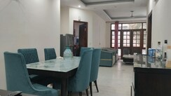 3 BHK Builder Floor For Rent in Sector 43