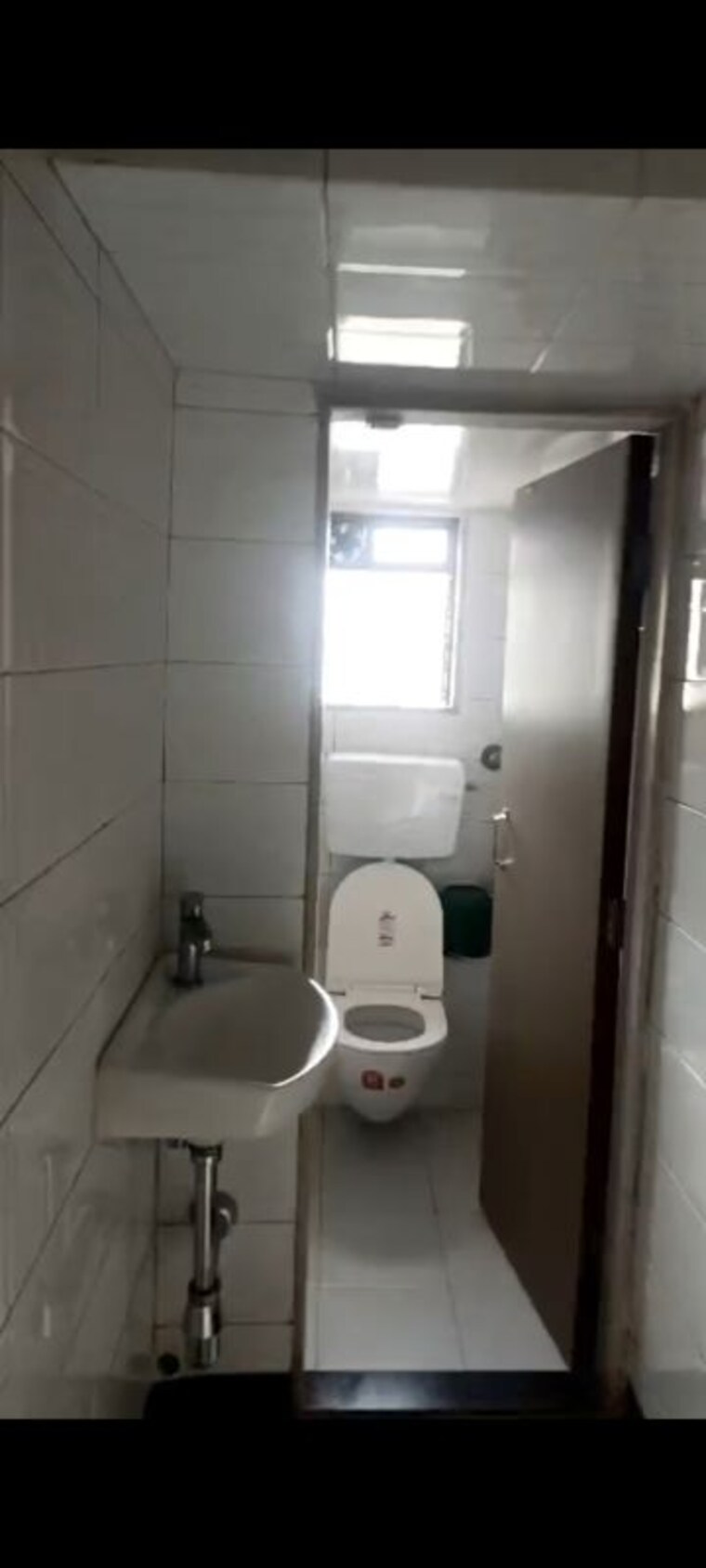 Bathroom, shivaji park 1 Bedroom 450 Sq.Ft. Apartment In Shivaji Park Mumbai 10408068