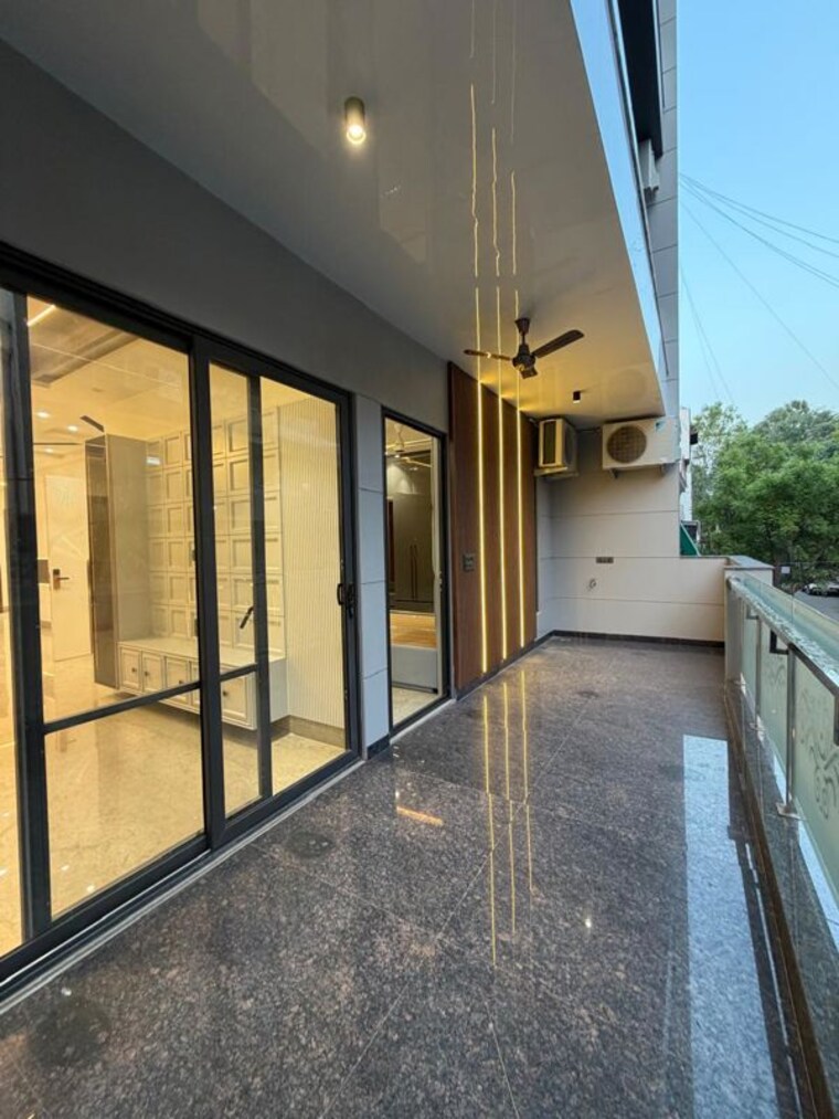 Balcony, vikas puri 3 Bedroom 1800 Sq.Ft. Builder Floor In Vikas Puri Delhi 10407898