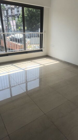 Room in 2 BHK Apartment at Mahindra Alcove, Chandivali – for Rent