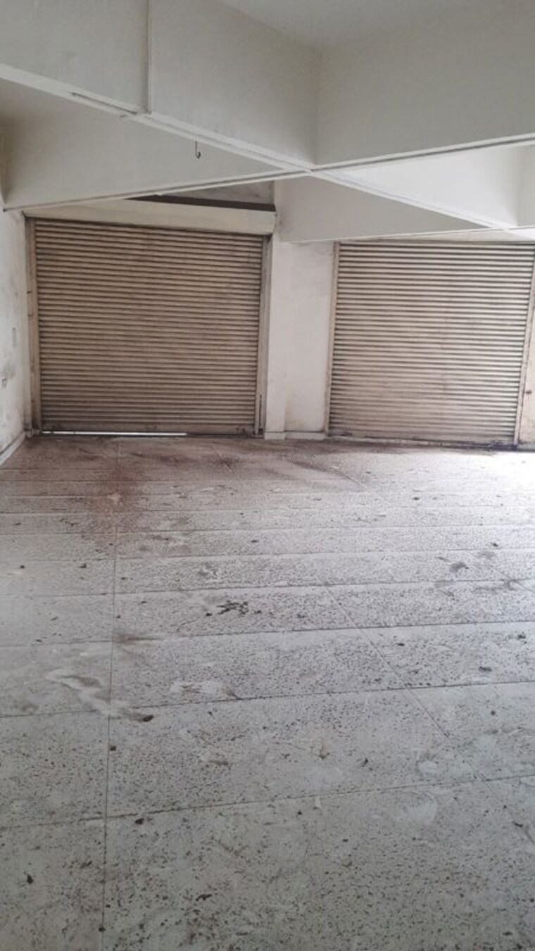 Room, sai-sangam Commercial Shop 2000 Sq.Ft. In Cbd Belapur Sector 15 Navi Mumbai 10408100