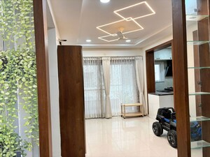 Room in 2 BHK Apartment at Greenmark Mayfair Apartments, Tellapur – for Rent