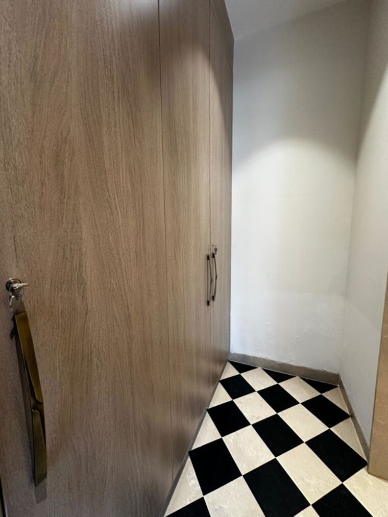 Bedroom, defence colony 3 Bedroom 2600 Sq.Ft. Apartment In Defence Colony Delhi 10408118