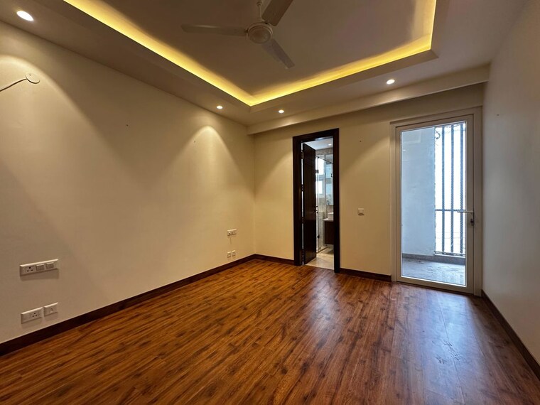 Room, defence colony 3 Bedroom 2600 Sq.Ft. Apartment In Defence Colony Delhi 10408118