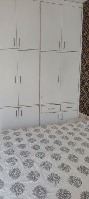 Bathroom in 3 BHK Apartment at Omaxe R2, Gomti Nagar – for Rent