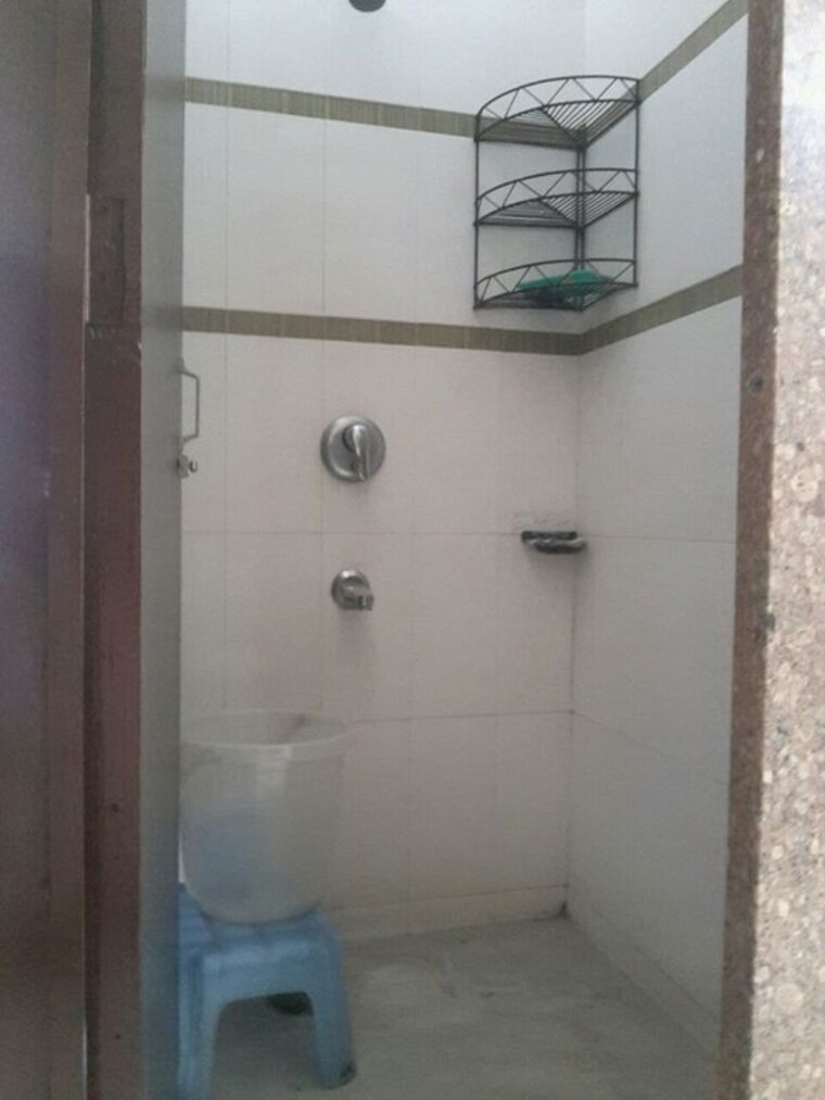 Bathroom, saket Studio 350 Sq.Ft. Apartment In Saket Delhi 10408137